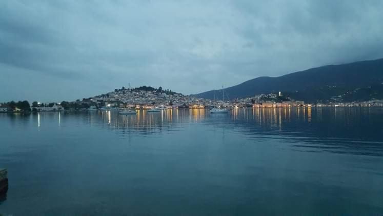 Sunray Studio In Poros Daire Poros Town Dış mekan fotoğraf